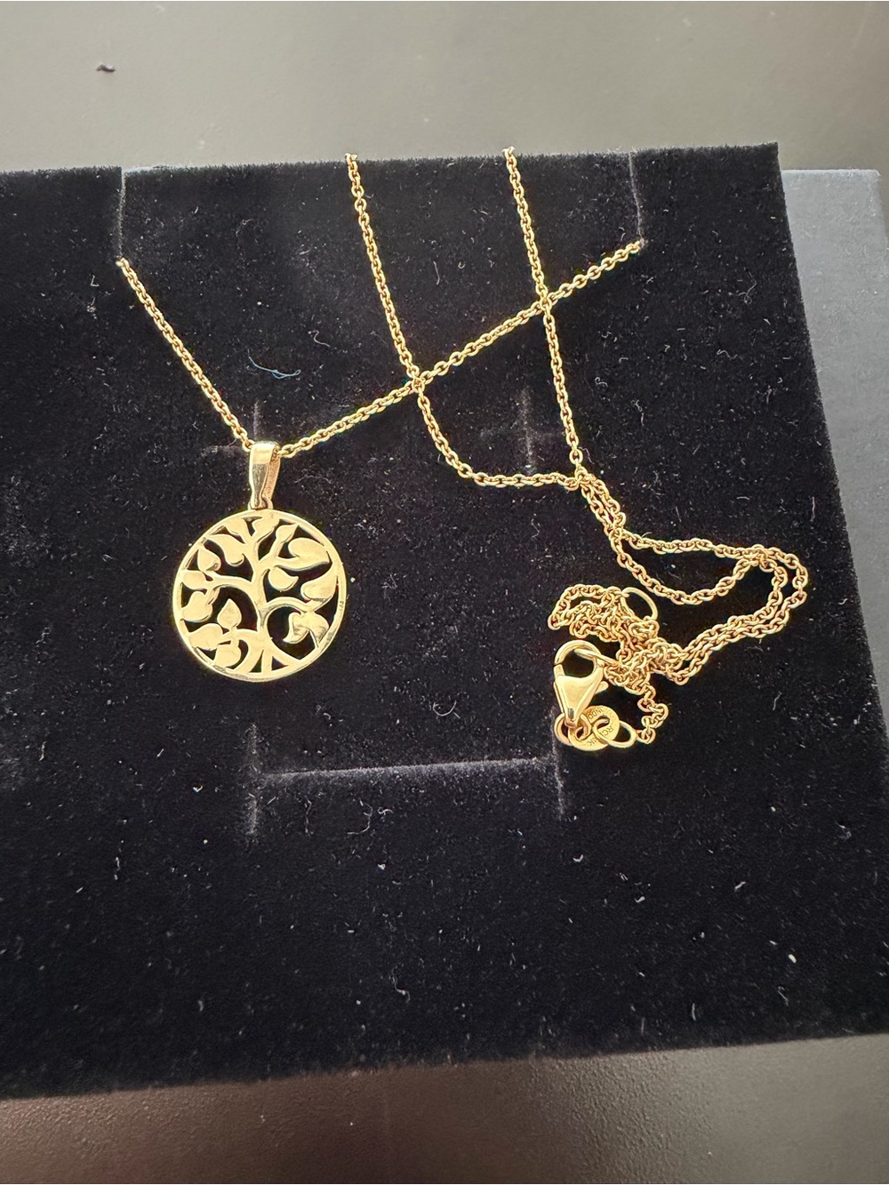 Gold Tree of Life Pendant Necklace14k  - Elegant Women's Jewelry